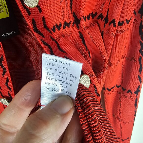 Misook Red & Black Patterned Jacket L Gold Decorative Buttons Formal Office NWT - Picture 9 of 12